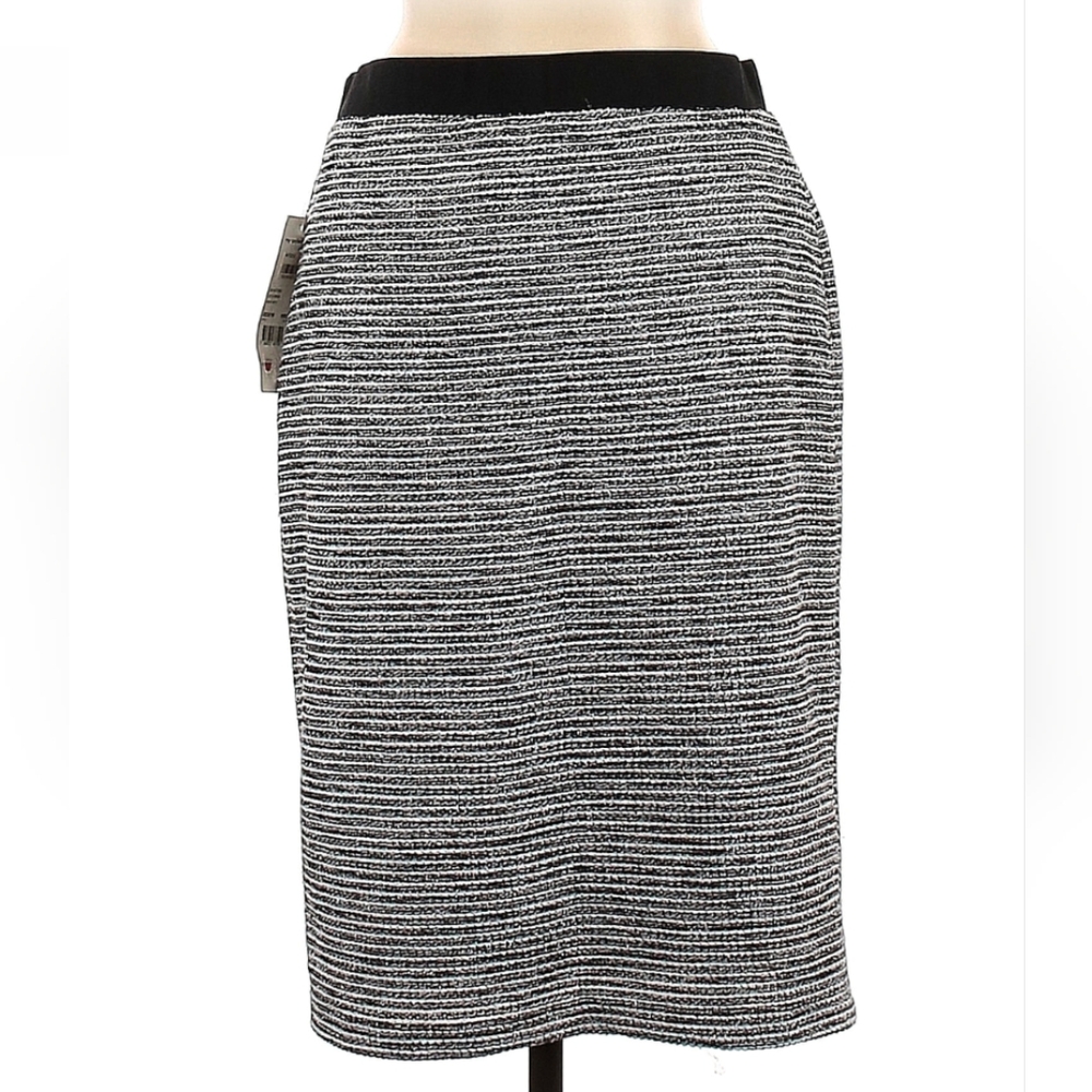 NWT NY Collection Grey Pencil Skirt - M